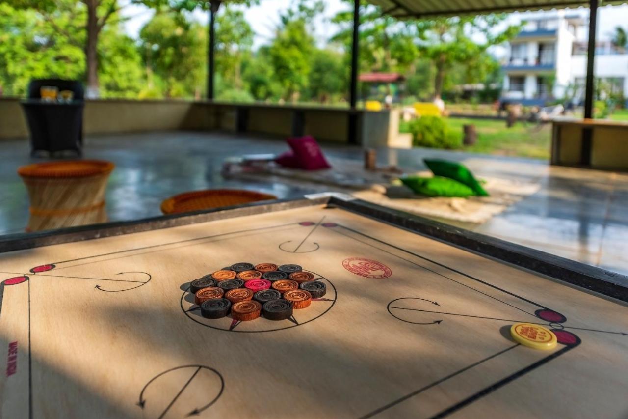 Saffronstays Lakeview Nivara - Farm Stay Villa With Private Pool Near Pune Luaran gambar