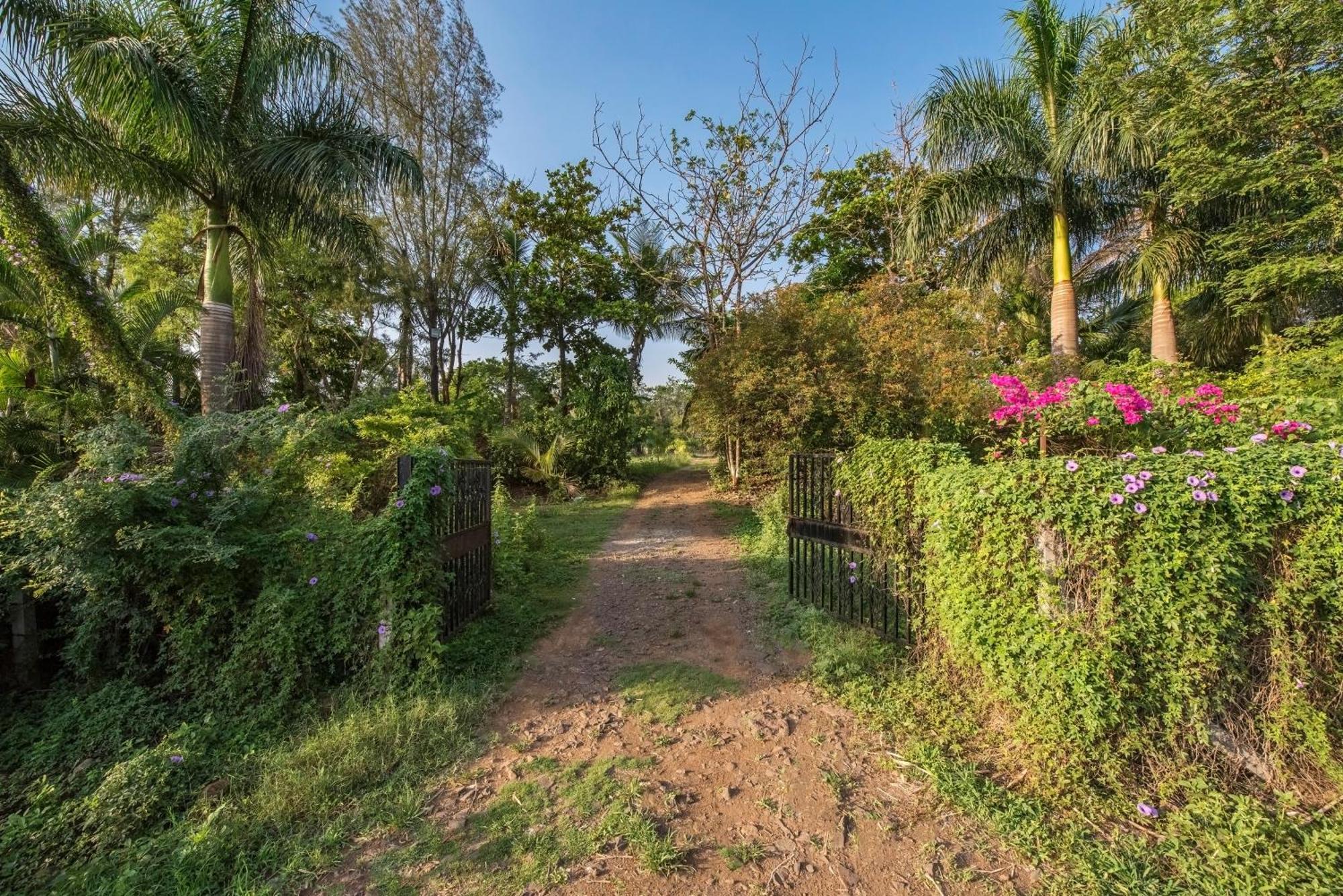 Saffronstays Lakeview Nivara - Farm Stay Villa With Private Pool Near Pune Luaran gambar